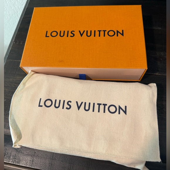 Louis Vuitton Felicie Pochette - Picture 3 of 7